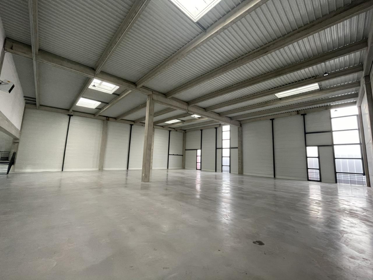 Local d'activité Élancourt 3794m² Location local d'activité Élancourt Yvelines OLACT2201278 19